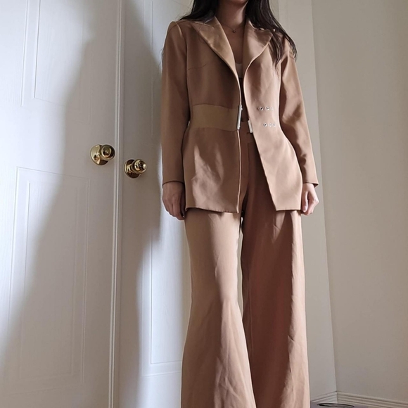 Suit And Pants Set - Picture 2 of 8